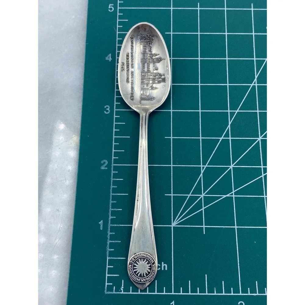 Stieff Sterling Silver Smithsonian Institution Washington DC Souvenir Spoon 4.5